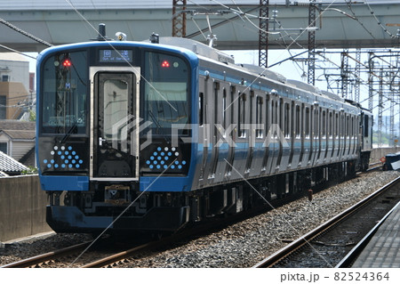 JR東日本相模線向けE131系500番台、配給輸送で武蔵野線を往く 82524364