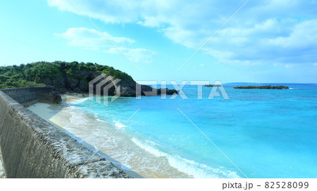 宮古島の間那津海岸 82528099