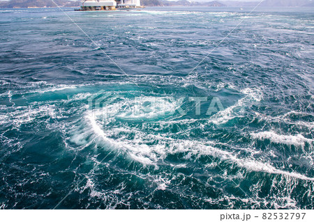 鳴門の渦潮 鳴門の渦潮 82532797
