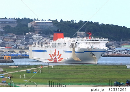 入港(大洗港)する客船　イメージ 82535265