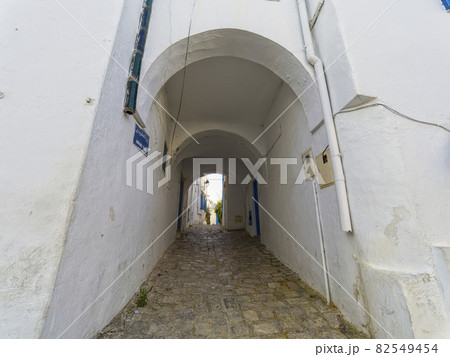 チュニジア・シディブサイドの住宅地 / Sidi Bou Said, Tunisia 82549454