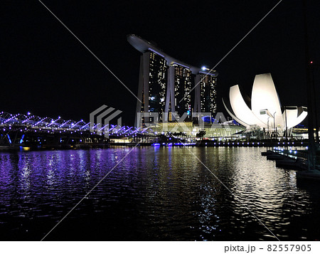 マリーナベイサンズとアートサイエンスミュージアム シンガポール マリーナベイサンズとアートサイエンスミュージアム シンガポール 82557905