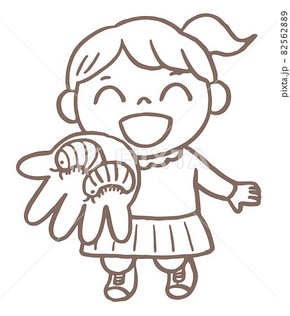 線画_こどもの生活_ダンゴムシ捕まえたよ!_女の子 線画_こどもの生活_ダンゴムシ捕まえたよ!_女の子 82562889