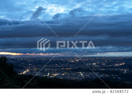 中間平緑地公園展望デッキからの眺望【埼玉県寄居町】 82568572