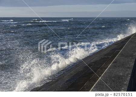 御前崎の荒波 御前崎の荒波 82570151