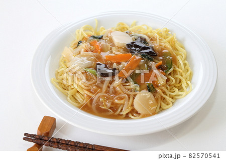 五目あんかけ焼きそば 五目あんかけ焼きそば 82570541