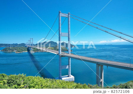 【糸山展望台より しまなみ海道を一望】 愛媛県今治市小浦町 82572106