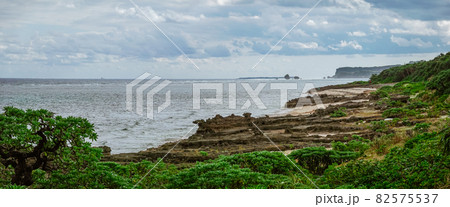 沖縄 伊計島最北端の海辺(沖縄県うるま市) 沖縄 伊計島最北端の海辺(沖縄県うるま市) 82575537