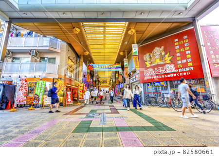 東京都大田区の都市風景　蒲田駅前 82580661