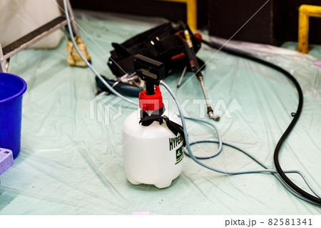 エアコンクリーニング作業用 蓄圧式噴霧器 エアコンクリーニング作業用 蓄圧式噴霧器 82581341