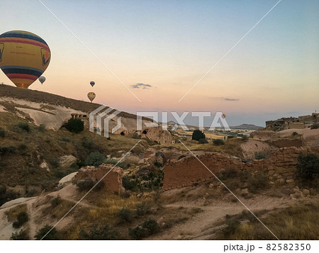 Flying in hot air balloon over Cappadocia gives you the opportunity to see all the beauty of this picturesque region. 82582350