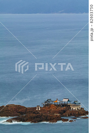 兵庫県/ 竜宮城と呼ばれる「後ヶ島」 兵庫県/ 竜宮城と呼ばれる「後ヶ島」 82603750