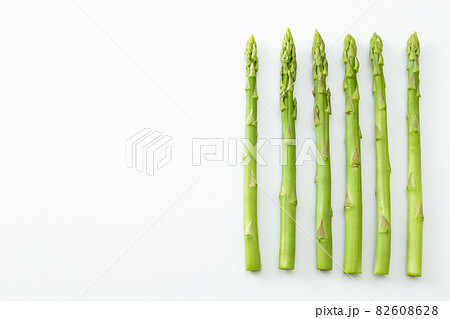 アスパラガス　白バック 82608628