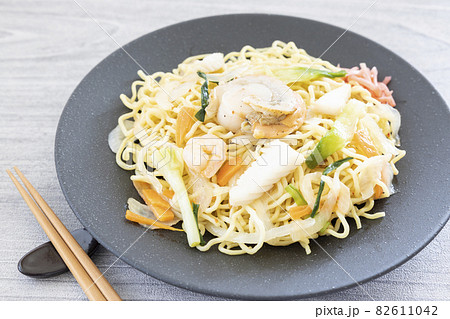 美味しいシーフード塩焼きそば 美味しいシーフード塩焼きそば 82611042