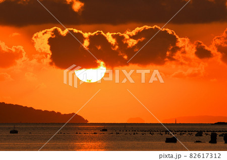 九十九島の夕景 82617312
