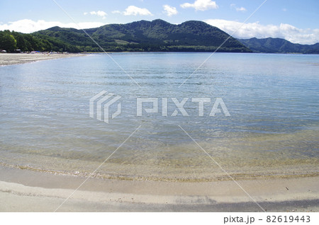 砂浜が続く田沢湖の湖水浴場 砂浜が続く田沢湖の湖水浴場 82619443