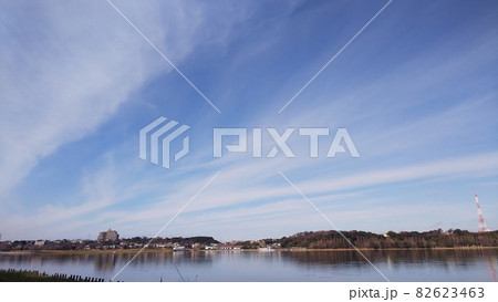 湖畔 82623463