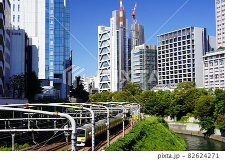 東京都市風景 神田川と御茶ノ水駅周辺の風景 東京都市風景 神田川と御茶ノ水駅周辺の風景 82624271