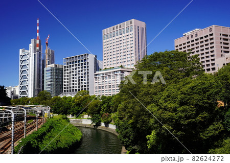 東京都市風景 神田川と御茶ノ水駅周辺の風景 東京都市風景 神田川と御茶ノ水駅周辺の風景 82624272