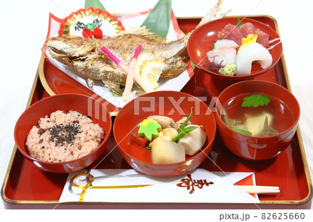 お食い初め 82625660