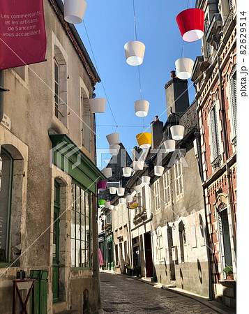 フランスの路地 フランスの路地 82629514