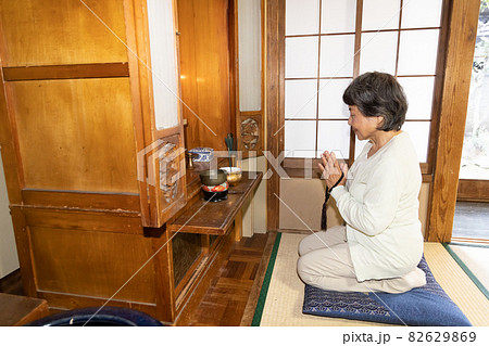 一人暮らしの高齢者 仏壇 一人暮らしの高齢者 仏壇 82629869