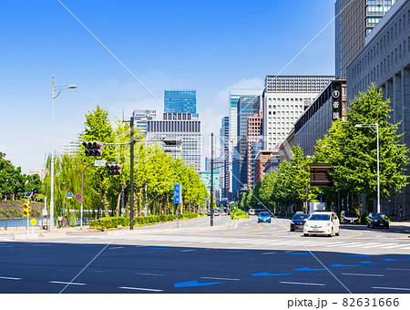 東京　休日の日比谷通り 82631666