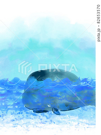 島のように海から現れたクジラ 82653570