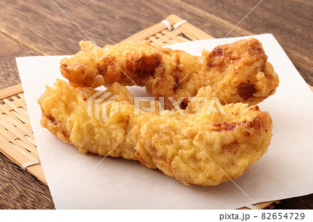 かしわ天 鶏ムネ肉の天ぷら かしわ天 鶏ムネ肉の天ぷら 82654729