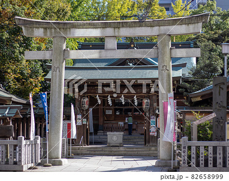 稲荷町の神社風景　下谷神社　 82658999