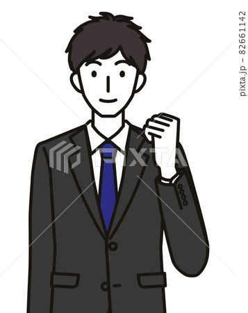 ガッツポーズのスーツを着た20代・30代男性 ガッツポーズのスーツを着た20代・30代男性 82661142