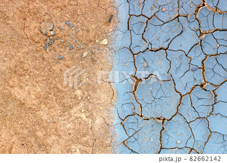 Dried mud pattern from a geothermal area in Iceland Dried mud pattern from a geothermal area in Iceland 82662142