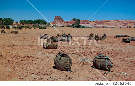 salt mining in the Saline Demi dry lake, Fada, Ennedi, Chad salt mining in the Saline Demi dry lake, Fada, Ennedi, Chad 82662646