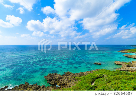 沖縄県宮古島、イムギャーマリンガーデンからの風景 82664607