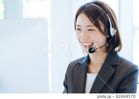 女性オペレーター　コールセンター　 82668570
