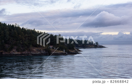 Gulf Islands on the West Coast of Pacific Ocean. 82668842