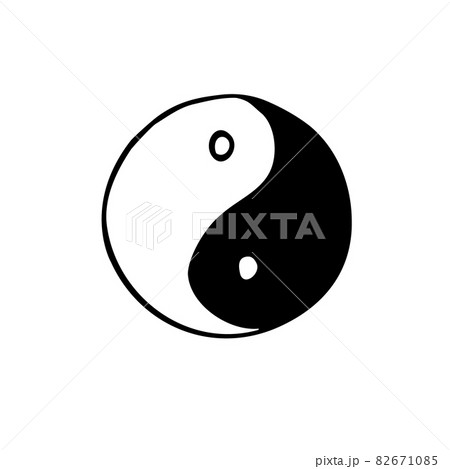 Vector hand drawn doodle sketch Yin Yang symbol 82671085