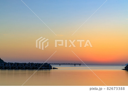 室積海岸に沈む夕日2021(秋) 82673388