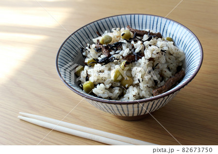 混ぜ込みごはん だしごはん 枝豆 ひじき 混ぜ込みごはん だしごはん 枝豆 ひじき 82673750