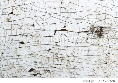Fine cracks on the surface, cracked texture 82673926