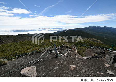 北横岳 南峰 からの景色 (Kitayoko-dake, Top of South) 北横岳 南峰 からの景色 (Kitayoko-dake, Top of South) 82677459