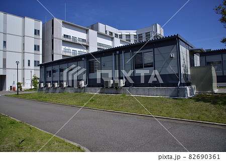 神戸市立医療センター中央市民病院「新型コロナウイルス」臨時重傷者病棟 82690361