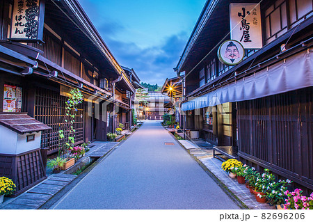 岐阜県　飛騨高山・古い町並　 82696206