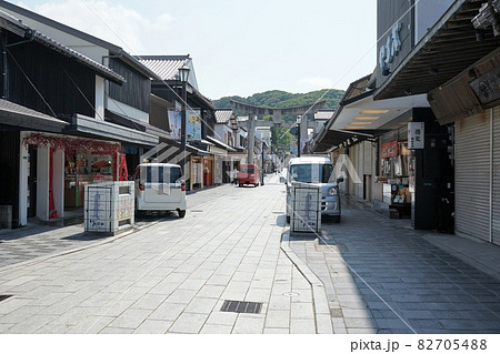 太宰府天満宮　門前町の街並み 朝の風景 82705488
