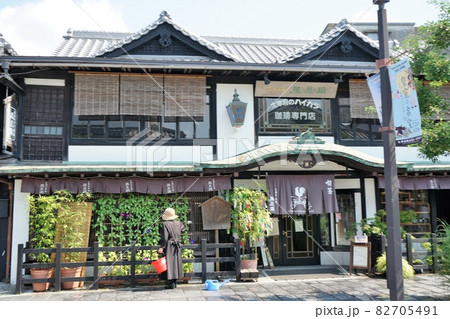 太宰府天満宮 参道の街並み 朝の風景 喫茶風見鶏 あさがお 太宰府天満宮 参道の街並み 朝の風景 喫茶風見鶏 あさがお 82705491
