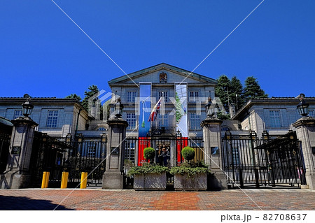 駐日英国大使館 82708637