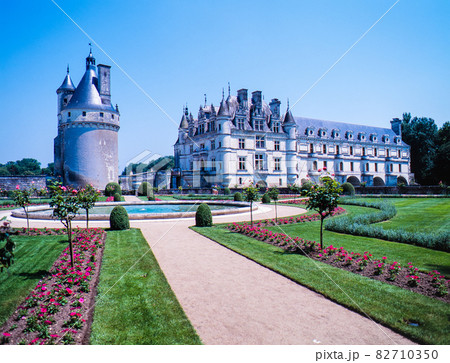 フランス　ロワール　庭園とシュノンソー城 82710350