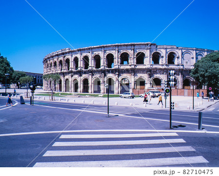 フランス ニーム ローマ闘技場 フランス ニーム ローマ闘技場 82710475