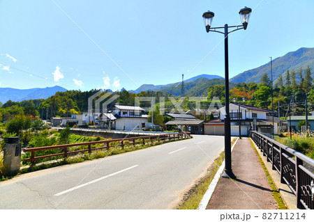 川端下新田橋／金峰山川より小川山方面を望む(長野県川上村)【2021.10】 82711214
