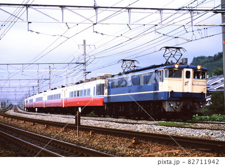 1998年 東海道本線を行くEF651129快速ムーンライト九州の写真